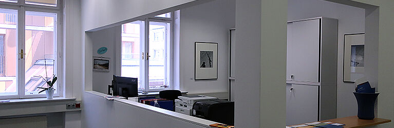 Empfang der Fortschungs-, Lehr- und Praxisambulanz
</p>
<p>Foto: Martina Gasser